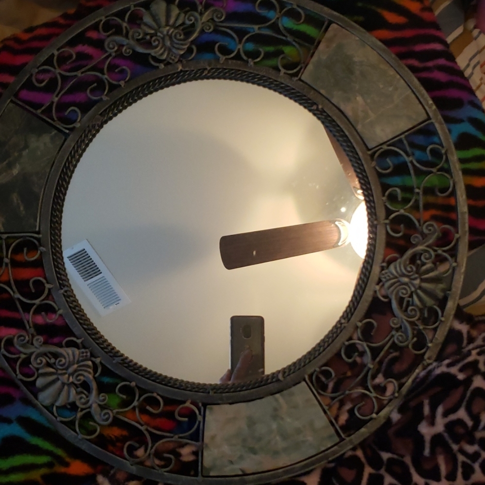 Large antique mirror - Picture 2 of 3